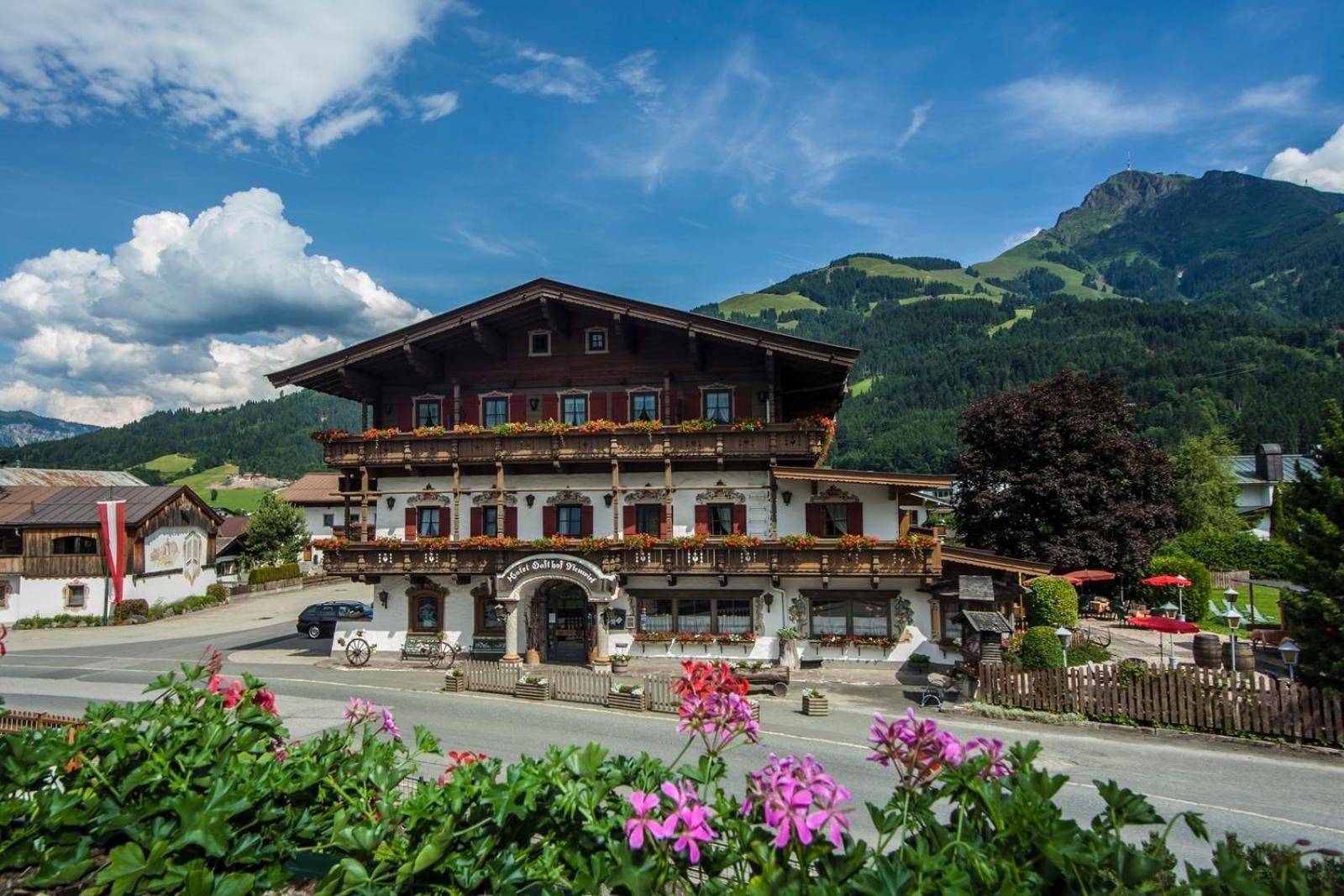 Kaiserhotel Neuwirt Oberndorf in Tirol Exterior foto